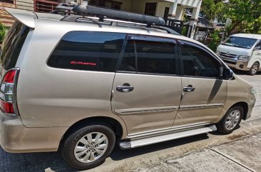 White Toyota Innova 2012 for sale in Santa Rosa