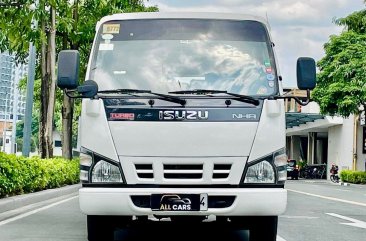 White Isuzu Nhr 2014 for sale in Makati