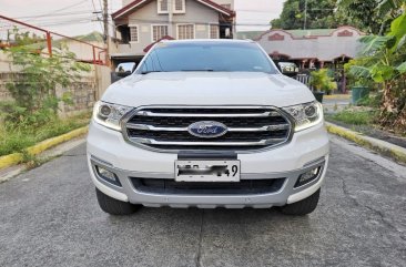 Sell White 2020 Ford Everest in Bacoor
