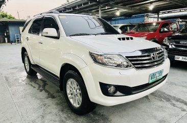 Sell Pearl White 2014 Toyota Fortuner in Las Piñas