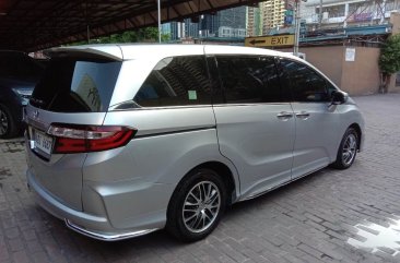 Sell White 2019 Honda Odyssey in Pasig