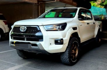 Sell White 2019 Toyota Hilux in Manila