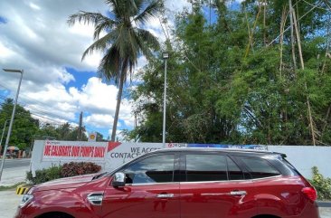 Selling White Ford Everest 2016 in Makati