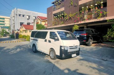 2017 Toyota Hiace  Commuter 3.0 M/T in Pasay, Metro Manila