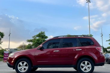 White Subaru Forester 2011 for sale in Automatic