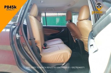 Selling White Toyota Innova 2017 in Manila