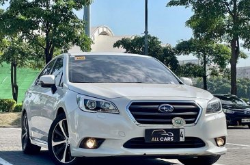 Selling White Subaru Legacy 2017 in Makati