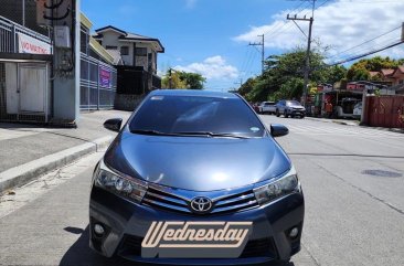 White Toyota Corolla altis 2014 for sale in Parañaque