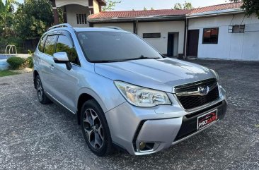 White Subaru Forester 2015 for sale in Automatic