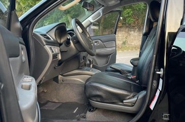 Sell White 2016 Mitsubishi Strada in Las Piñas