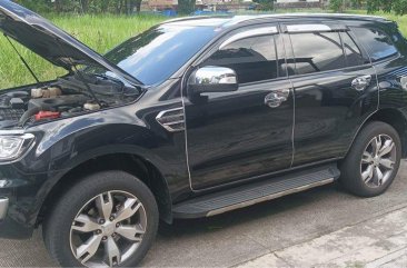 White Ford Everest 2017 for sale in San Juan