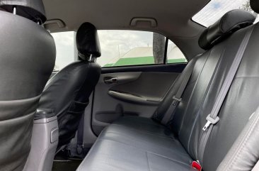 Sell White 2009 Toyota Altis in Makati