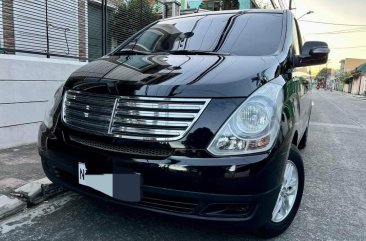 White Hyundai Starex 2015 for sale in Manual