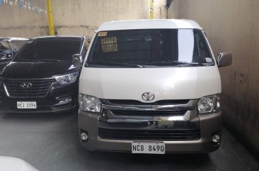 Pearl White Toyota Hiace 2018 for sale in Automatic