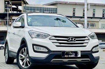 Selling White Hyundai Santa Fe 2013 in Makati