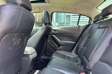 Sell White 2015 Mazda 3 in Makati