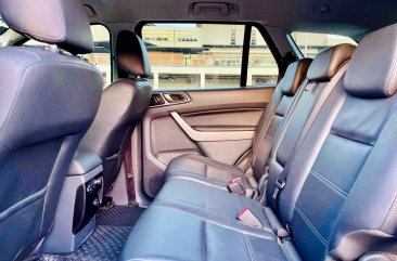 Sell White 2017 Ford Everest in Makati