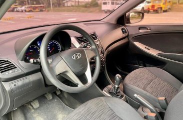 White Hyundai Accent 2015 for sale in Makati