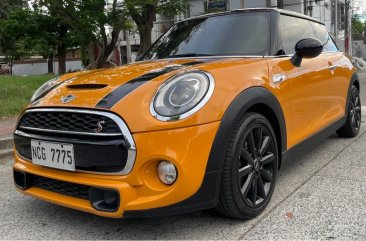 Selling Orange Mini Cooper S 2016 in Caloocan