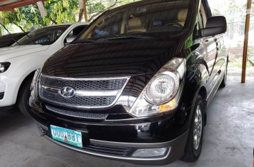 Sell White 2013 Hyundai Starex in Pasig