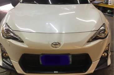 White Toyota 86 2013 for sale in Manila