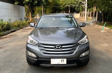 White Hyundai Santa Fe 2014 for sale in Automatic