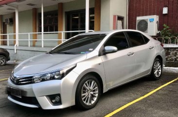 Sell White 2016 Toyota Corolla altis in Pasig