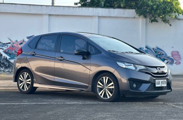 Sell White 2014 Honda Jazz in Pasig