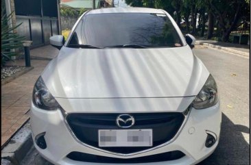 Pearl White Mazda 2 2017 for sale in Automatic