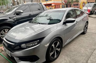 Silver Honda Civic 2017 for sale in Automatic