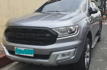 White Ford Everest 2018 for sale in Automatic