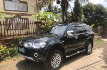 Sell White 2010 Mitsubishi Montero sport in Manila