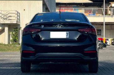 Selling White Hyundai Accent 2020 in Makati