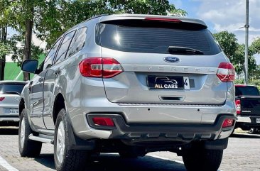 White Ford Everest 2016 for sale in Makati