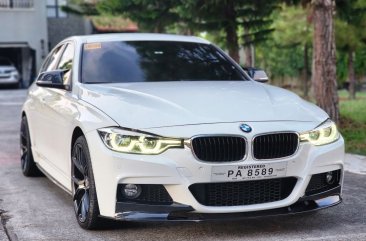 Sell White 2017 Bmw 318D in Las Piñas