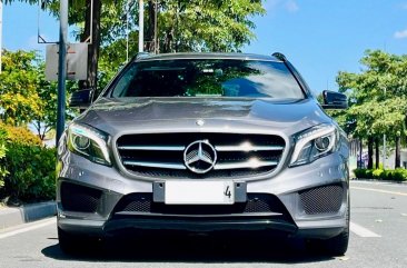 White Mercedes-Benz GLA 2016 for sale in Automatic