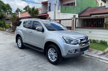 White Isuzu Mu-X 2018 for sale in Quezon City