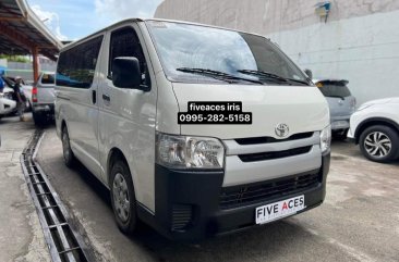 White Toyota Hiace 2015 for sale in Mandaue