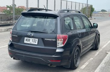 Selling White Subaru Forester 2010 in Manila