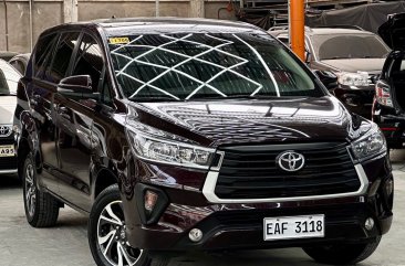 Selling White Toyota Innova 2022 in Parañaque