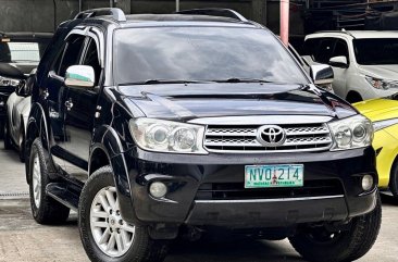 Sell White 2009 Toyota Fortuner in Parañaque