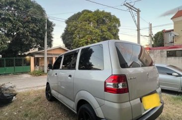 Green Suzuki Apv 2013 for sale in Manual