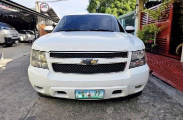 White Chevrolet Suburban 2008 for sale in Automatic