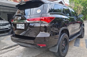 Sell White 2016 Toyota Fortuner in Manila