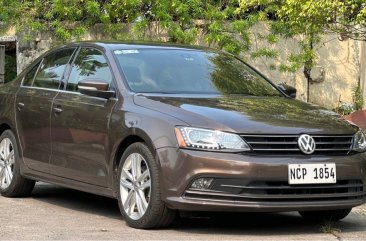 Sell White 2017 Volkswagen Jetta in Muntinlupa