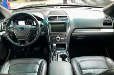 White Ford Explorer 2017 for sale in Pasig