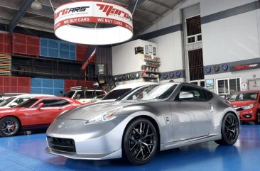 Selling White Nissan 370Z 2010 in Quezon City