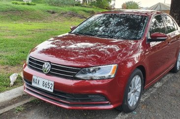 White Volkswagen Jetta 2017 for sale in Automatic