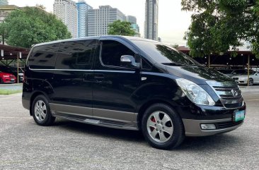 White Hyundai Starex 2011 for sale in Manila