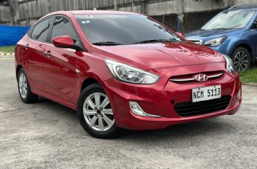 Selling White Hyundai Accent 2018 in Pasig